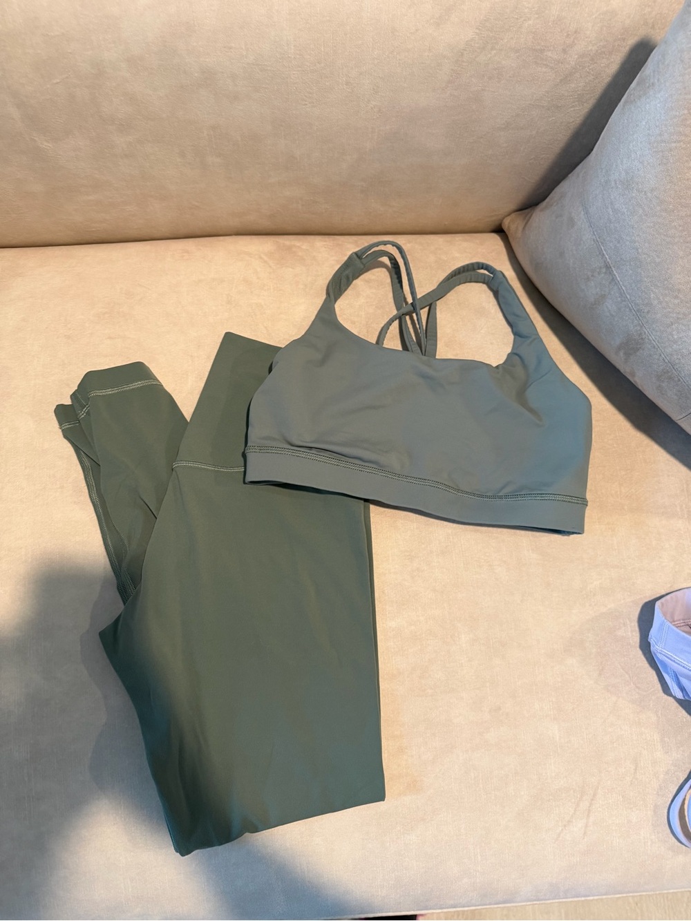 Lululemon Energy Sports Bra Olive Green Strappy Sports Bra and 25” Align Legging